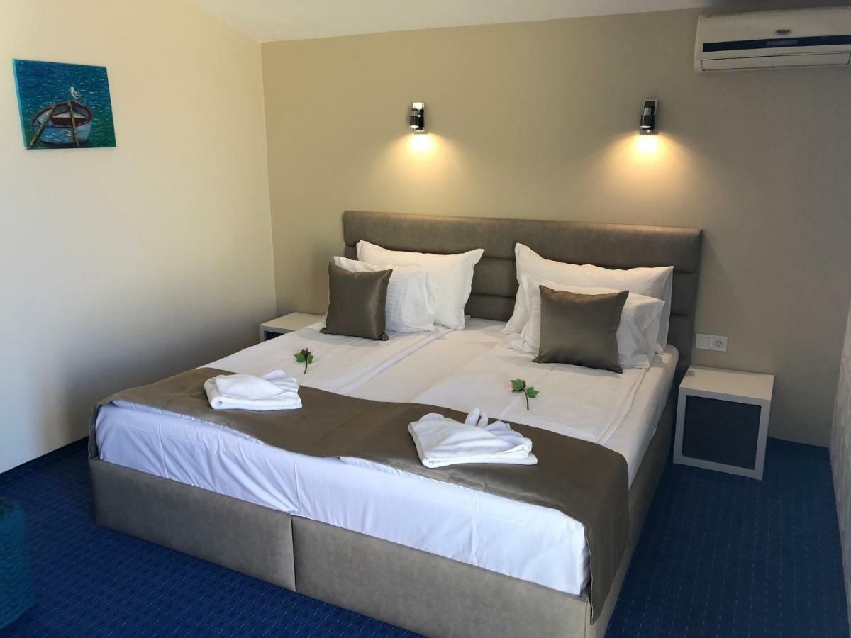 Family Hotel Avenue Naousa Dış mekan fotoğraf