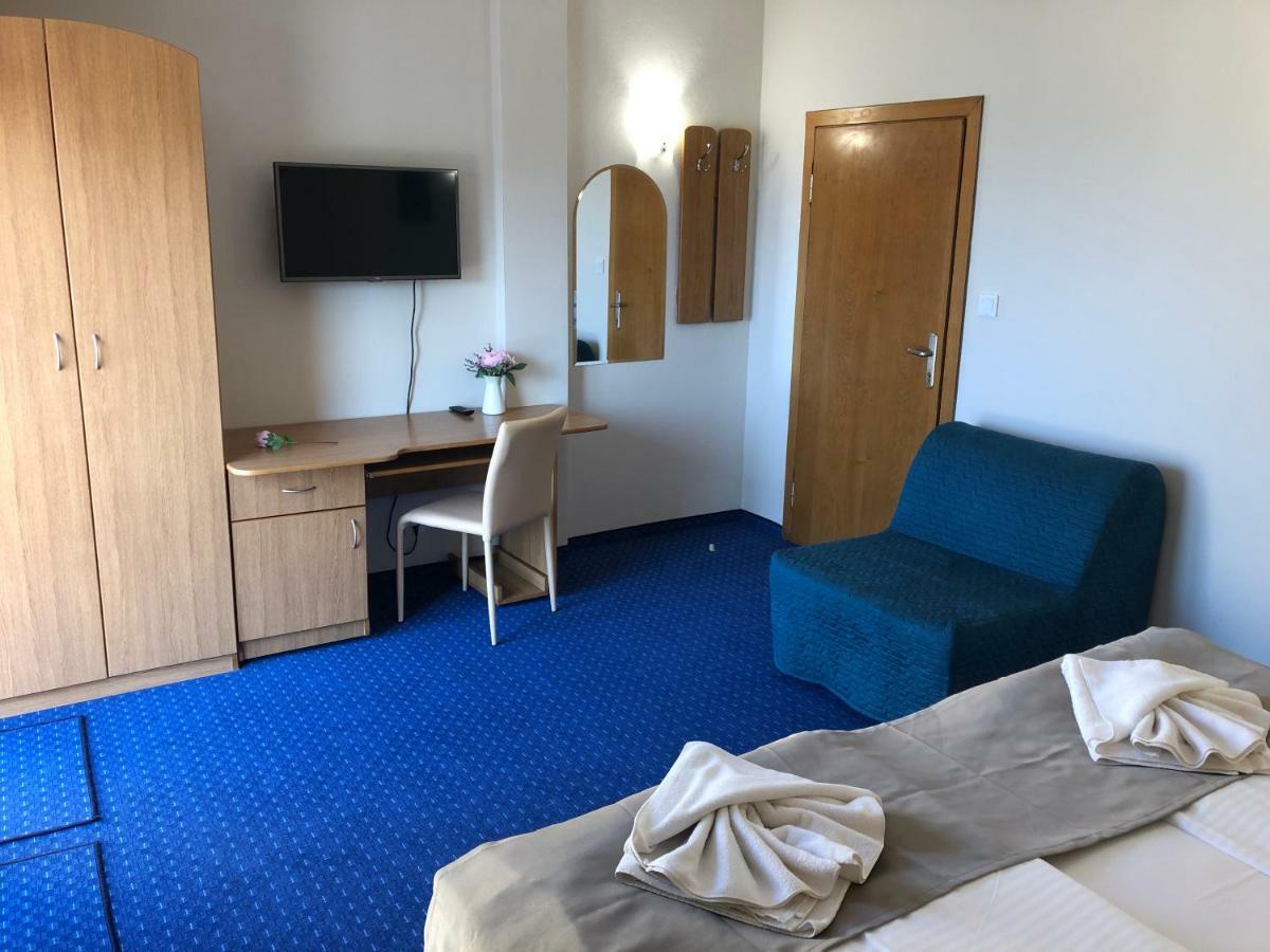 Family Hotel Avenue Naousa Dış mekan fotoğraf