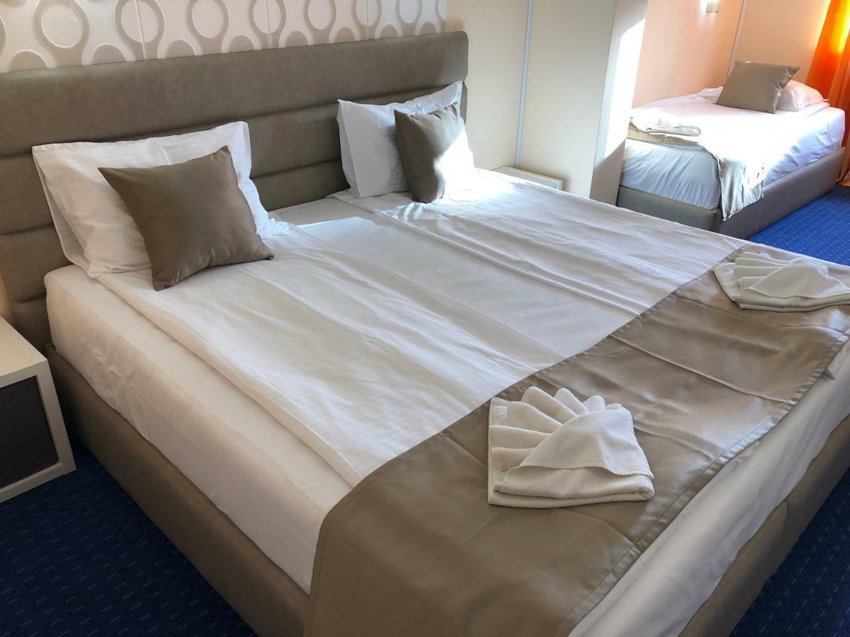 Family Hotel Avenue Naousa Dış mekan fotoğraf